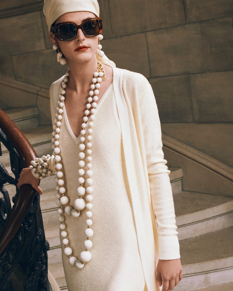 PerezSetienOp's tweet photo. 👓 🕶
Las gafas #CarolinaHerrera son una elección elegante y sofisticada que refleje su #estilo refinado y contemporáneo.
💎
#regalamoda #regalasalud #regaloreyes
#gafasdesol #moda2024 #tendencias #diseño
#modamujer #gafasmujer
#gafasCH
las tienes en #OpticasPerezSetien https://t.co/B4LwgJ77S2