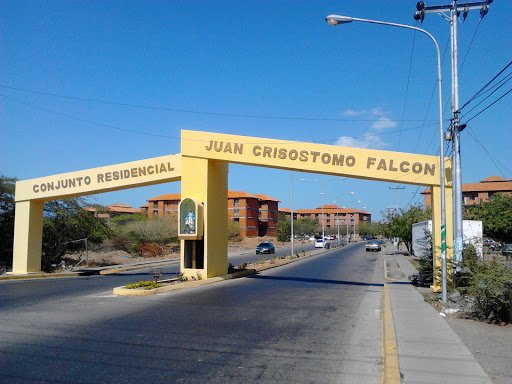 faneiteof's tweet photo. Abro hilo 🧵 de cómo una ciudadana se apropió indebidamente de nuestro apartamento en el Conjunto Residencial Juan Crisóstomo Falcón - Coro, edo Falcón. Es por ello que pido de su apoyo y máxima difusión etiquetando al Fiscal y al Ministerio Público🚨 https://t.co/2wU7UAg64v
