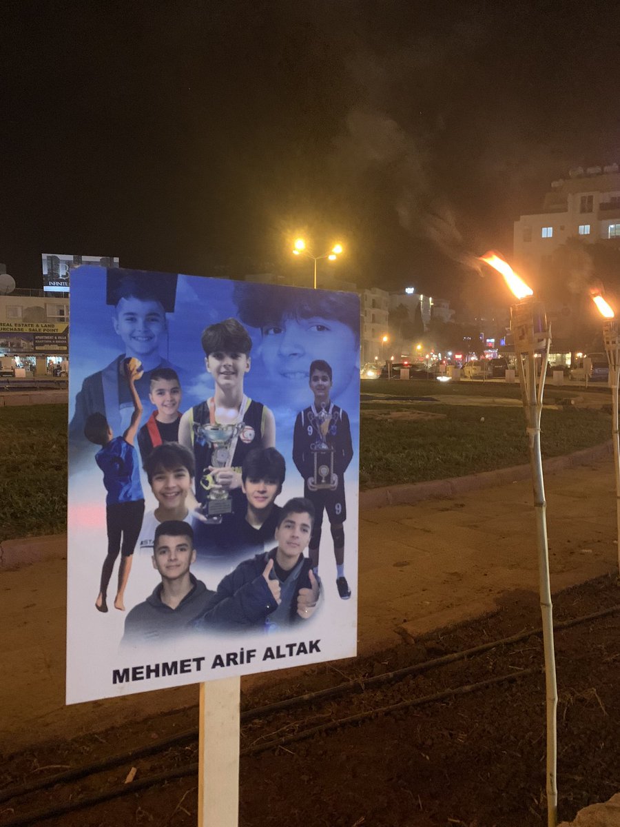 Mehmet Arif’in hayallerini geleceğini çaldığınız için 
#isiashesapverecek 
#isiasolasıkast 
#isiasortadavamız