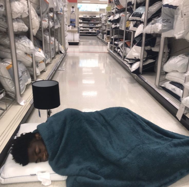 endyayy's tweet photo. Me sleeping soundly knowing Lil Nas X is coming to save music again https://t.co/LoDrjKncpP