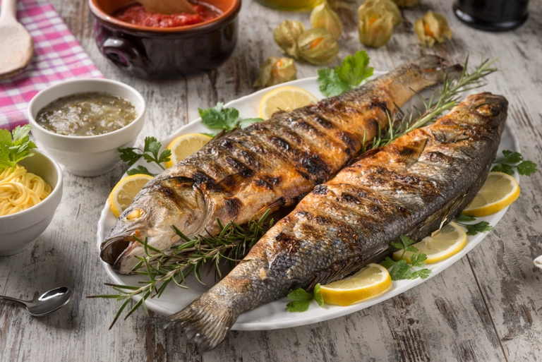 SintraExplorers's tweet photo. Flee the #wintermute and join us in #beautiful #Portugal to share #goodfood #wine and excellent #friendship in 2024! 

You are just one hop away! 

https://t.co/jnNMRVL9uQ

#warm #restaurants #foodlover #travel #traveltheworld #break #stressrelief https://t.co/I32axyqzni