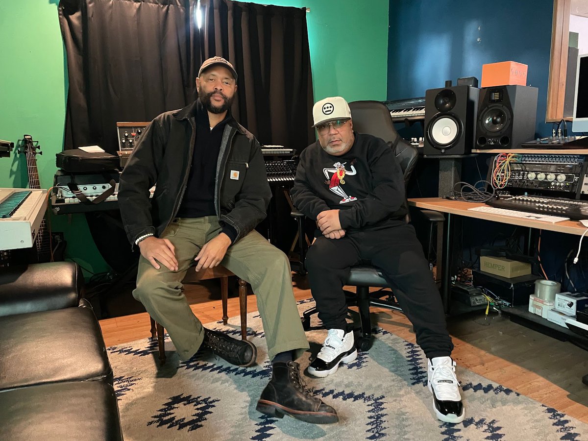Hiphopondeckcom's tweet image. Breakbeat Lou &amp;amp; Tajai (Souls Of Mischief) Announce New Partnership | @ClearLabel bit.ly/41IKFbu