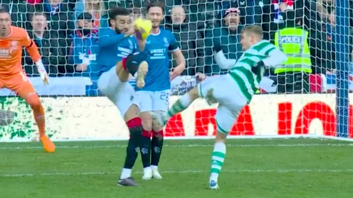 HereCelts's tweet photo. Were Rangers concerned last season when this happened? Now, this was actually a penalty that wasn’t given. 

Can’t take it FC are raging they got beat fair and square when they really thought they were going to turn us over. That’s it - that’s what’s at play here. https://t.co/QbkdjBI4rV