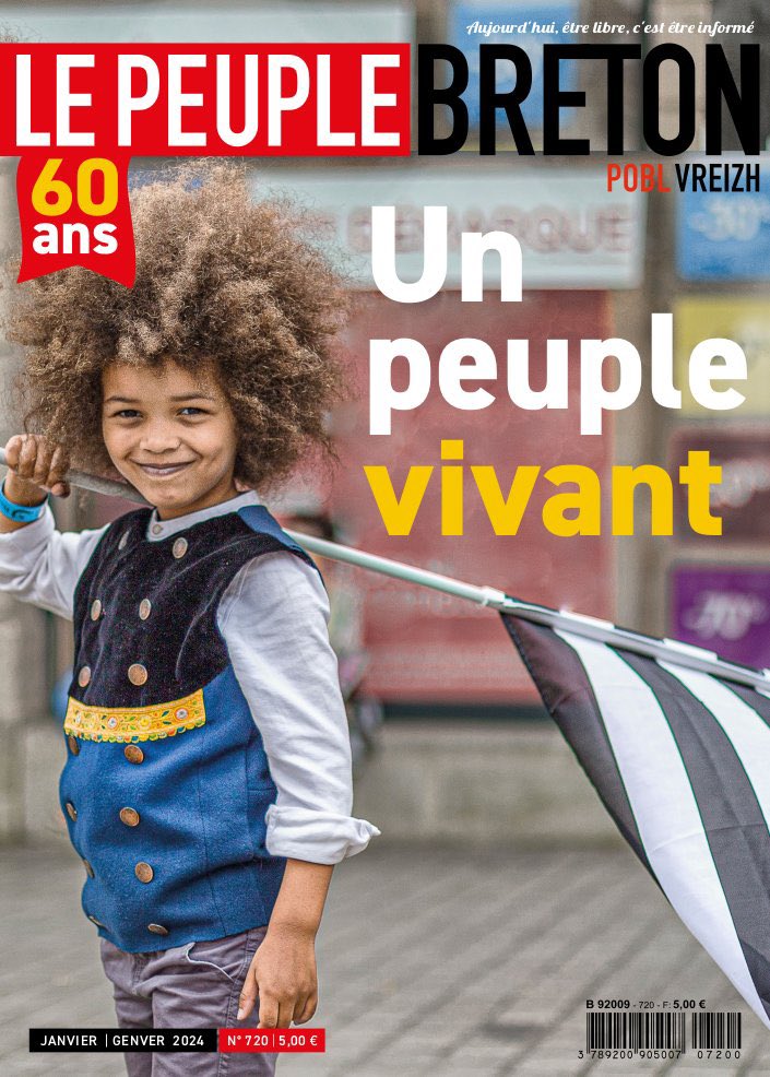 PMoal29's tweet photo. Fierté Bretonne,
Un peuple ouvert sur monde, accueillant, solidaire.
un peuple fier de sa terre, de sa culture et de ses valeurs!
Merci @Peuplebreton pour cette Une magnifique! 🤩
#PeupleBreton #Bretagne https://t.co/iIgK83wCIa