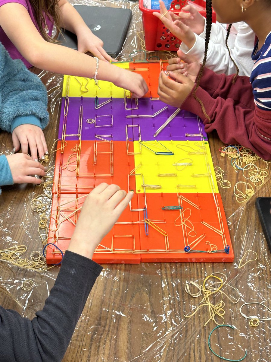 Teamwork makes the dream work! Fourth grade Cooper crabs 🦀 worked together to create a marble maze. #makerspace #engineers ⁦<a href="/coopthecrab/">Cooper School</a>⁩