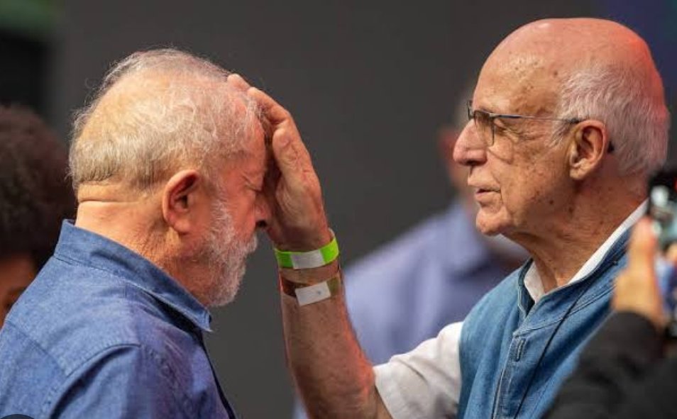 Toda solidariedade ao Pe. Júlio Lancellotti, perseguido pelos inimigos do amor e da caridade cristã.