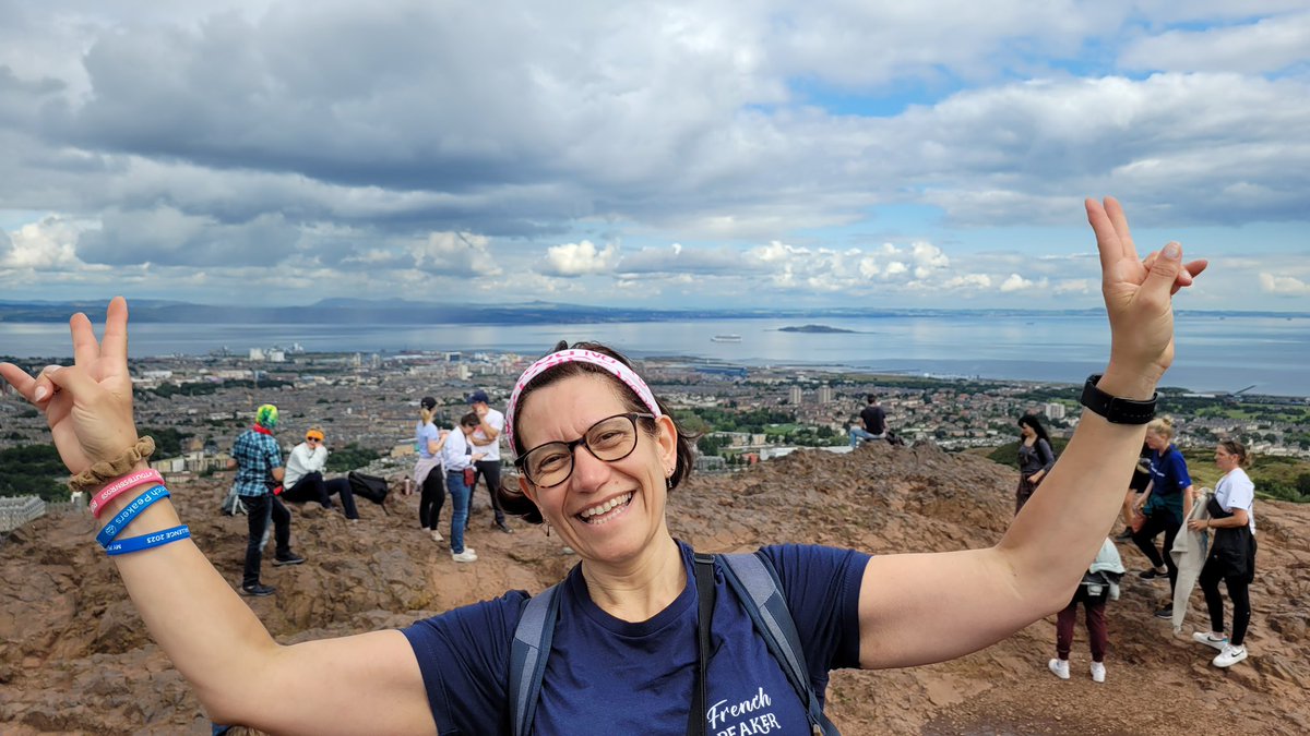 We’re ALL SMILES going into the new year! 

Who’s ready for #MPC2024? 🙌💙⛰️

#MPC #MyPeakChallenge #SamHeughan