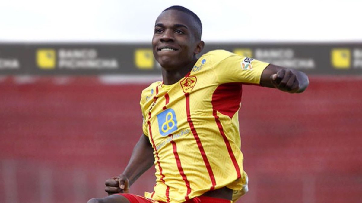 MercadoFutbolEC's tweet photo. #COMFIRMADO Johnny Quiñonez será nuevo jugador del @Independiente de Argentina 🇦🇷 último club @Aucas45 https://t.co/65DYGdvWIy