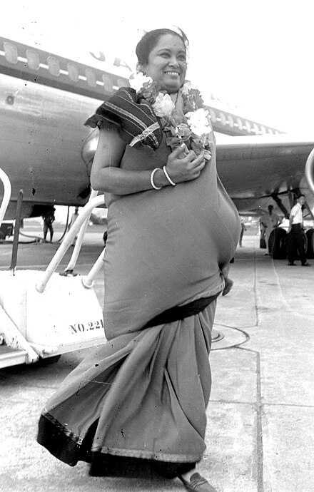 Azamkzi's tweet photo. Shakuntala Devi (4 November 1929 – 21 April 2013) was an Indian mental calculator and writer, popularly known as the "Human Computer". Her talent earned her a place in the 1982 edition of The Guinness Book of World Records. However, the certificate for the record was given posthumously on 30 July 2020, despite Devi achieving her world record on 18 June 1980 at Imperial College, London. Devi was a precocious child and she demonstrated her arithmetic abilities at the University of Mysore without any formal education.
#History #India #Skill