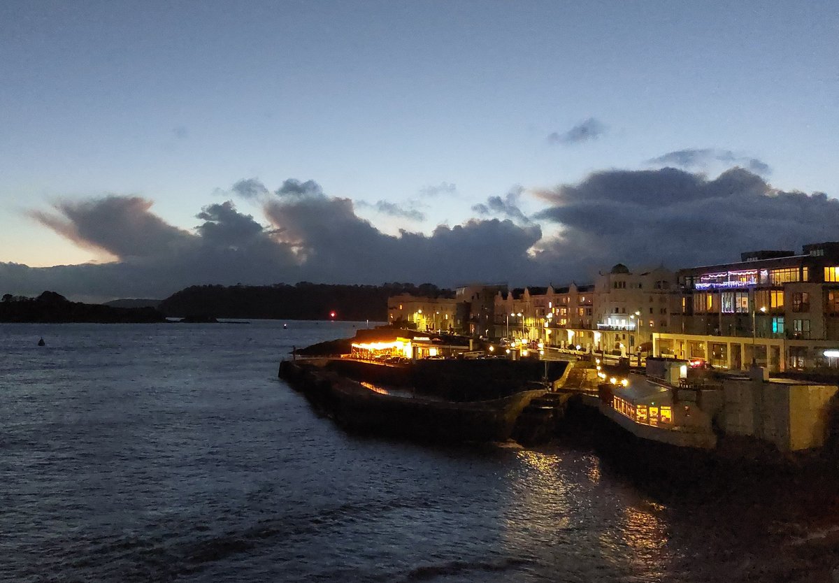 After work coffee, listening to the waves crash in and looking at the pretty lights #coffee #afterwork #lights #waterfront