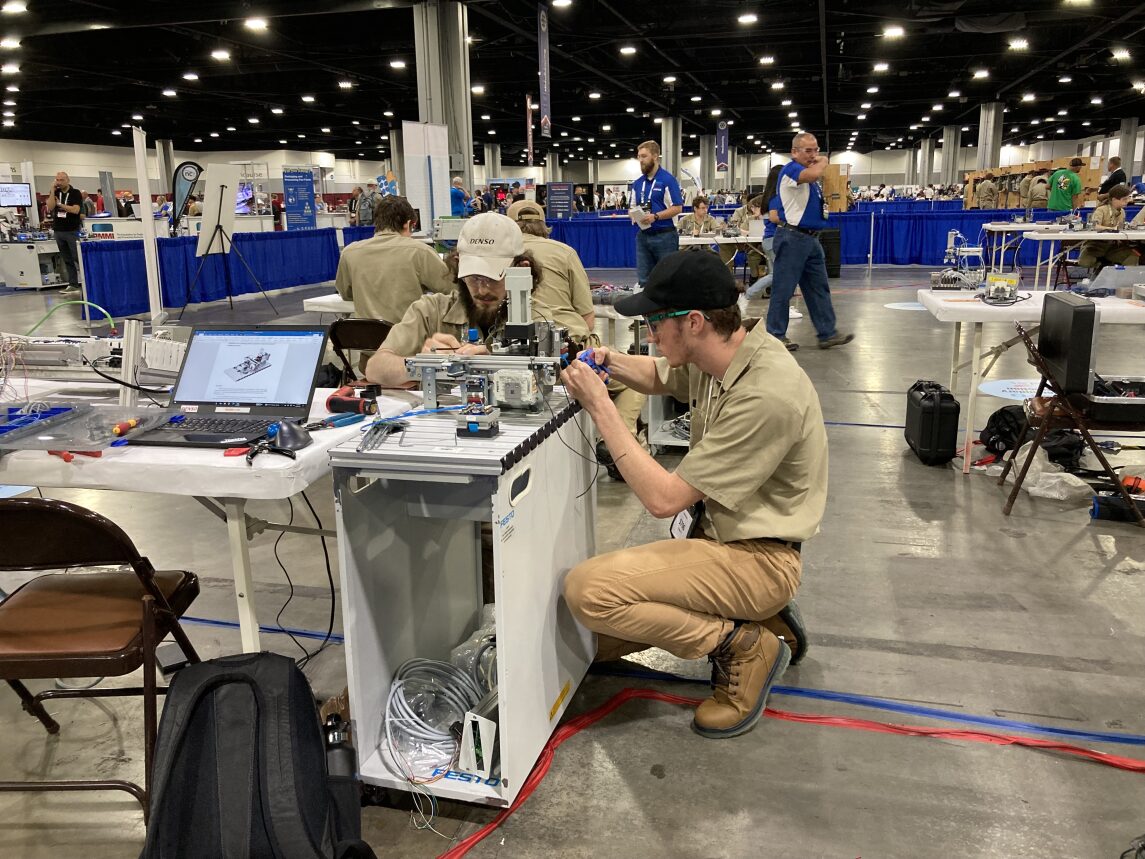 SkillsUSA has selected Gabriel Eady and Derek Summers of Tennessee as the official competitors for Mechatronics at the 2024 WorldSkills Competition in Lyon, France. Congratulations! Follow thier journey here: worldskillsusa.org/2024/01/03/mec…