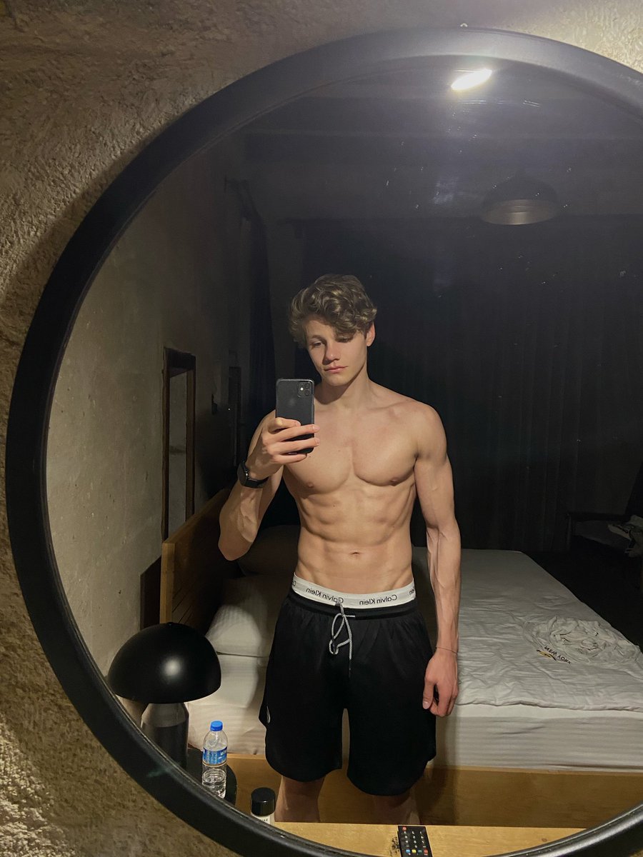 Twink Heaven tweet media
