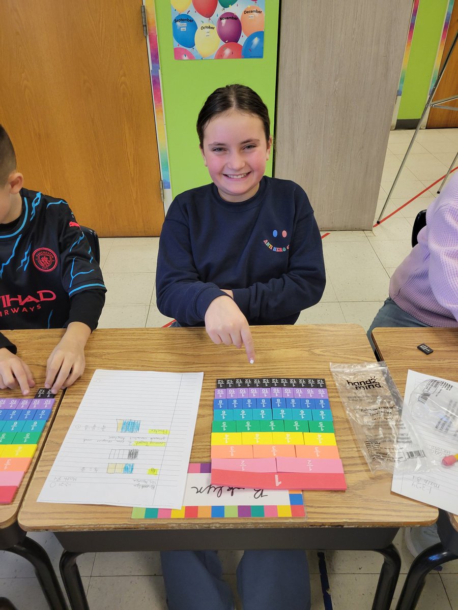 msmaresca's tweet photo. Marvelous 4th grade mathematicians generating equivalent fractions❤️ https://t.co/1DKeQ9hLtu
