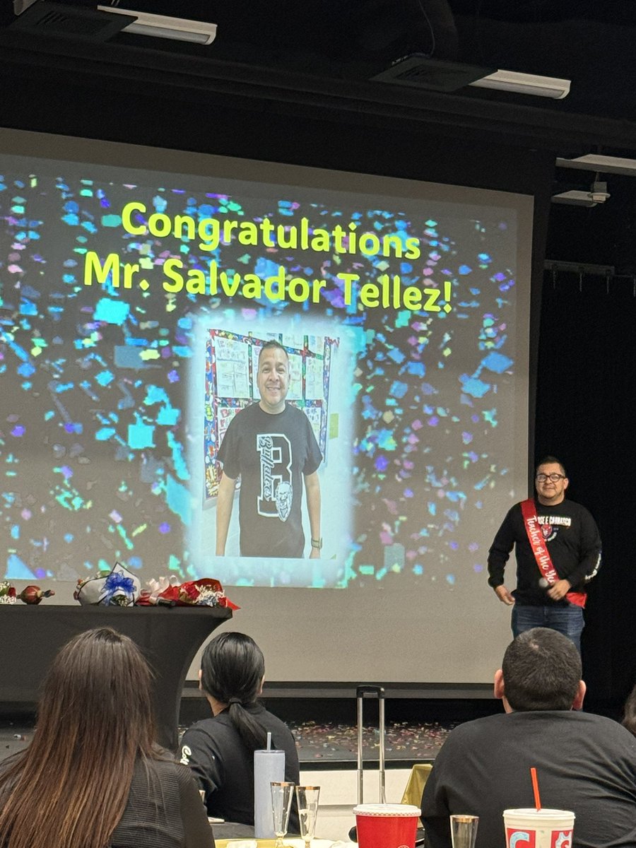 Congratulations Mr. Téllez for being nominated our Teacher of the Year! You’ll represent @JFCarrasco_JCE proudly. 👨🏻‍🏫