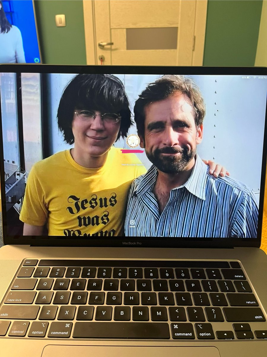 devonaokisgf's tweet photo. ijbol everytime i open my laptop https://t.co/zV7LI7IWZz