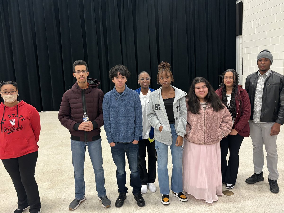 vcecwolfpack's tweet photo. This morning our students had an assembly in the Civic Center, which welcomed them back and went over a few house keeping things. We have a group of students that will be competing in a quiz bowl on WRAL Saturday. 🎉 #soar #wolfpack #vcec https://t.co/a7JXIQzy0s