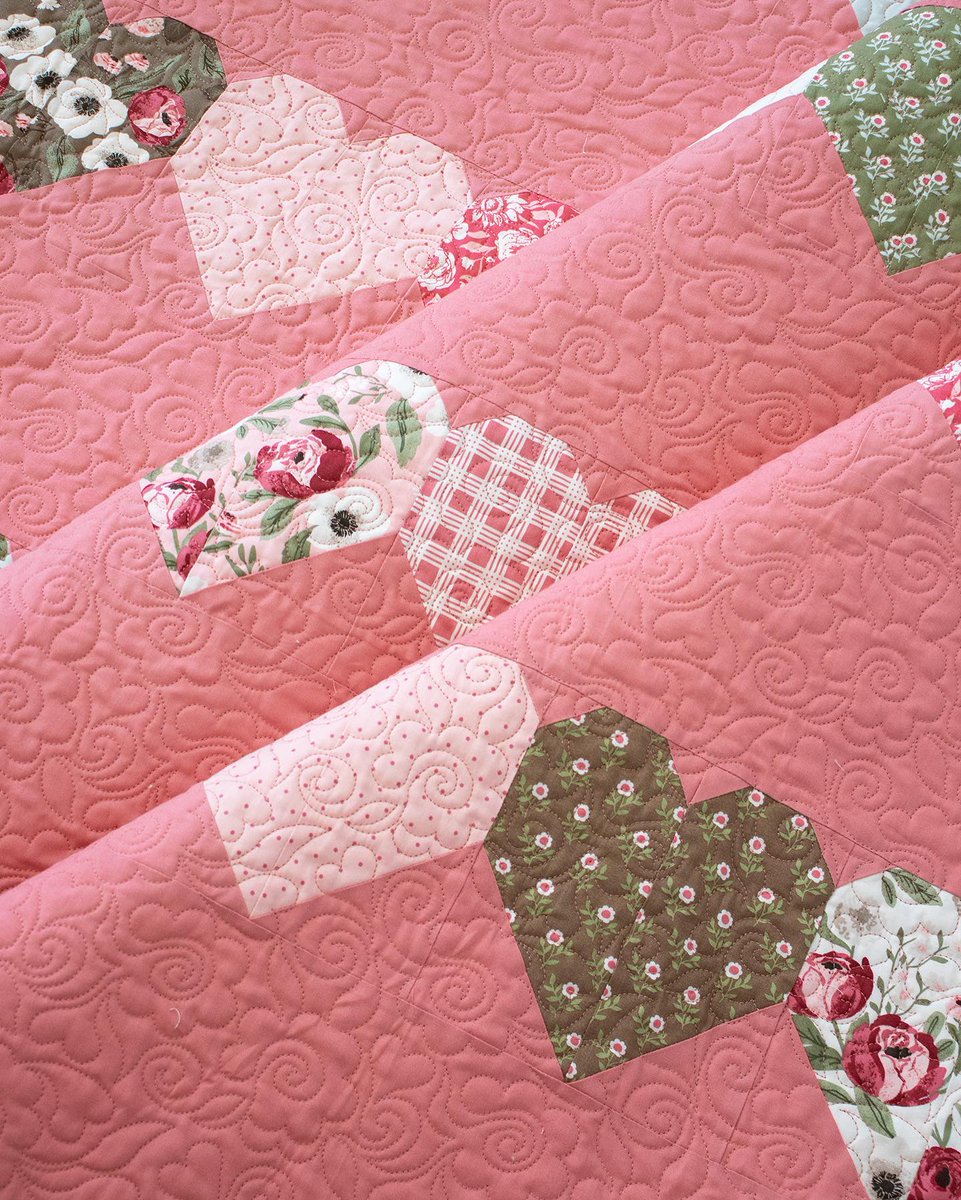 Every day is a good day to stitch up a little love 💌

Love Day Quilt Pattern by Vanessa Goertzen for Lella Boutique is available HERE>
hamelsfabrics.com/shop/Fabrics/V…

#lovedayquiltpattern #loveday #lellaboutique #lovestruckfabric #modafabric #quiltcotton #quilt #canadianquiltshop