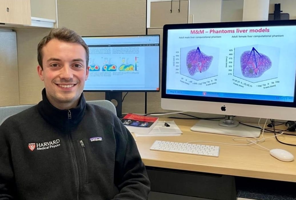 Felicitamos a Carlos Huesa, nuestro hermano y hombre de trono, por los logros alcanzados en su joven carrera científica en investigación para la salud. Ejemplo de trabajo y talento para todos nosotros.