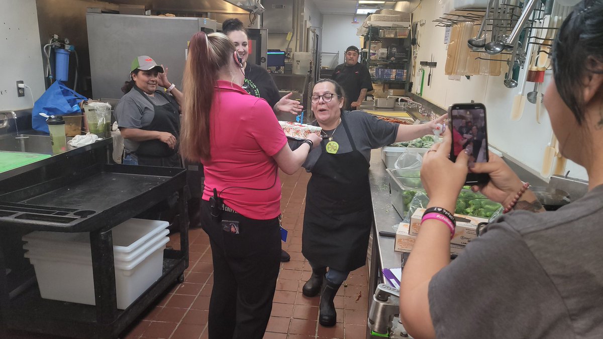 clmassey11's tweet photo. 15 years with @Chilis and 51 years of age. Celebrate back to back months!!  This woman has seen me #chilisgrow at #teampowers. 🌶 ❤️  #milkshakes #dancingcow #bussertoprep #servertomp https://t.co/jvOAxVdl2r