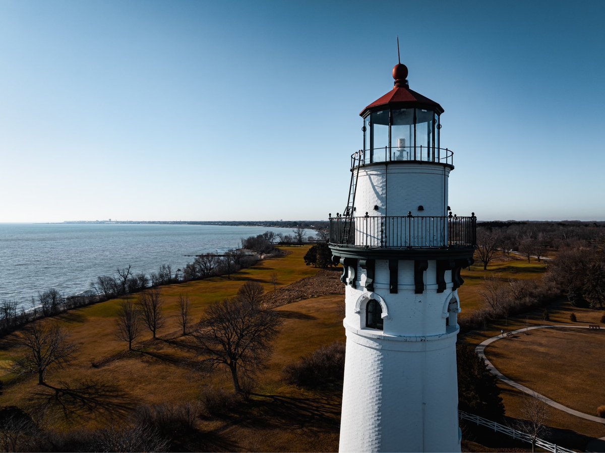 newleveldrones's tweet photo. Wind Point Lighthouse 💡🏠
.
.
.
#wisconsin #travelwi #discoverwisconsin #lakemichigan #lighthouse #racine #racinewisconsin #wisconsinphotographer #mkephotographer #milwaukeeartist #dronephotography #dronepilot  #dji https://t.co/bIJyU79Lqn