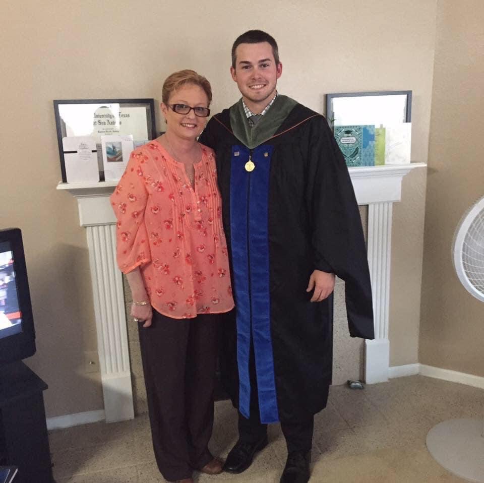 Kratz210's tweet photo. I can’t stress this enough... Hug your mom. Call your mom. Then go home and hug her again. I’ll love you forever mom and you will be greatly missed. https://t.co/NtEswcgcVX