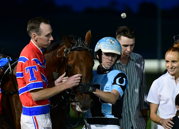 nzbstandardbred's tweet photo. #CyaArt (NZ) (Art Major) put his Australian rivals on notice when powering to victory in the A$50,000 G2 Shirley Turnbull Memorial (2790m) at Bathurst on Boxing Day.🎉
Purchased for $27,500 by Stonewall Stud when he was offered among the Wirau Farm draft at the 2019 National Yearling Sale at Karaka.🤝
Stonewall Stud produced excellent results with the pacer before his sale to clients of Sydney trainer Jason Grimson, in November.
The NZB Standardbred delivered driver Jack Brown a career highlight when he proved too slick to be caught in the Bathurst feature.
Cya Art has hit the ground running across the Tasman, securing a Group Two title in just his third Australian start.🤩
Read more📰: https://t.co/XcDbTbGBQu
#WhereWinningBegins✨