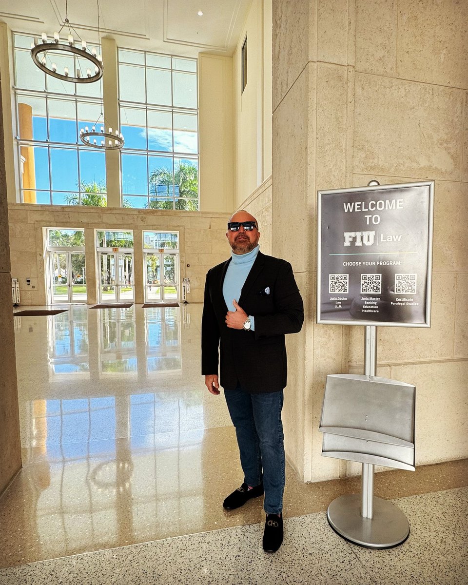 #BackToSchool #IvanParron #LawProfessor #EntertainmentLaw #SportsLaw @FIULaw  #PARRONLAW