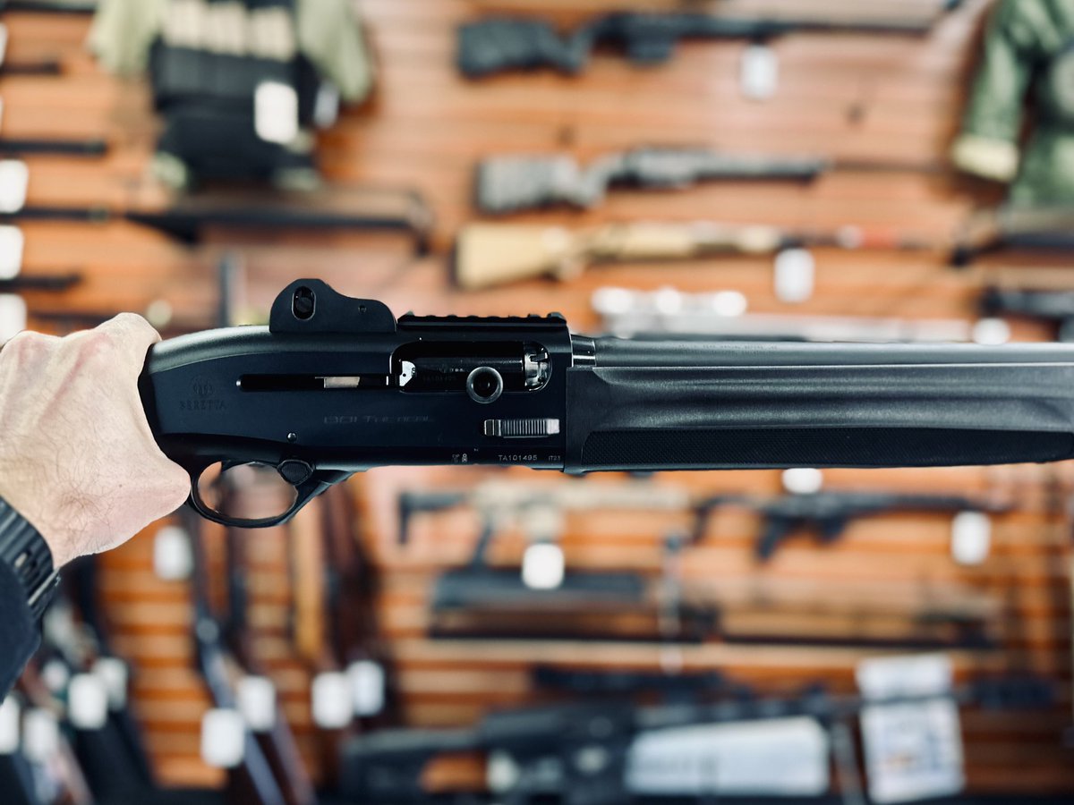 CoatesGunsLLC's tweet photo. The @Beretta_USA 1301 Tactical is back 😎 #beretta1301 https://t.co/nomJNSvB79