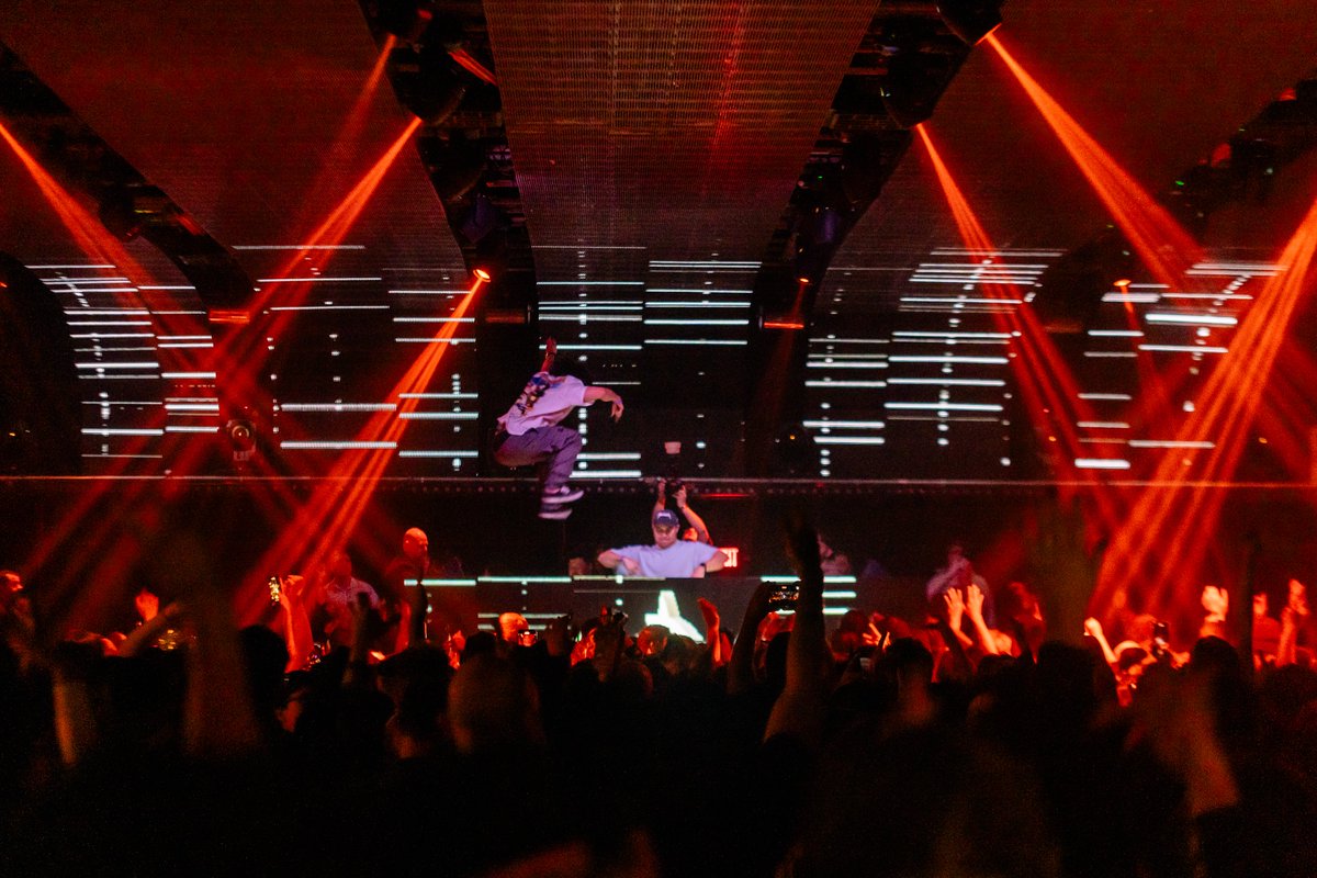 academy__la's tweet photo. Absolute madness with @knifepartyinc, @MADGRRLmusic &amp; @twstdzoo! 😈🔪 

Check out all the photos  → https://t.co/iI9xSmuk3U
📸: @tonysib_visuals https://t.co/bOuawaA9X7