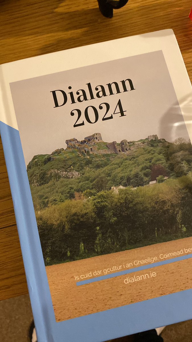 Jonny McLoughlin (@mrmcloughlin_pe) on Twitter photo New year, dialann nua.
Thanks to <a href="/Legallagher_22/">Laura Gallagher</a> for my bronntanas
<a href="/ansiopaleabhar/">An Siopa Leabhar</a> <a href="/LittleGaeltacht/">Gaeltachtín</a> New year, dialann nua.
Thanks to <a href="/Legallagher_22/">Laura Gallagher</a> for my bronntanas
<a href="/ansiopaleabhar/">An Siopa Leabhar</a> <a href="/LittleGaeltacht/">Gaeltachtín</a>