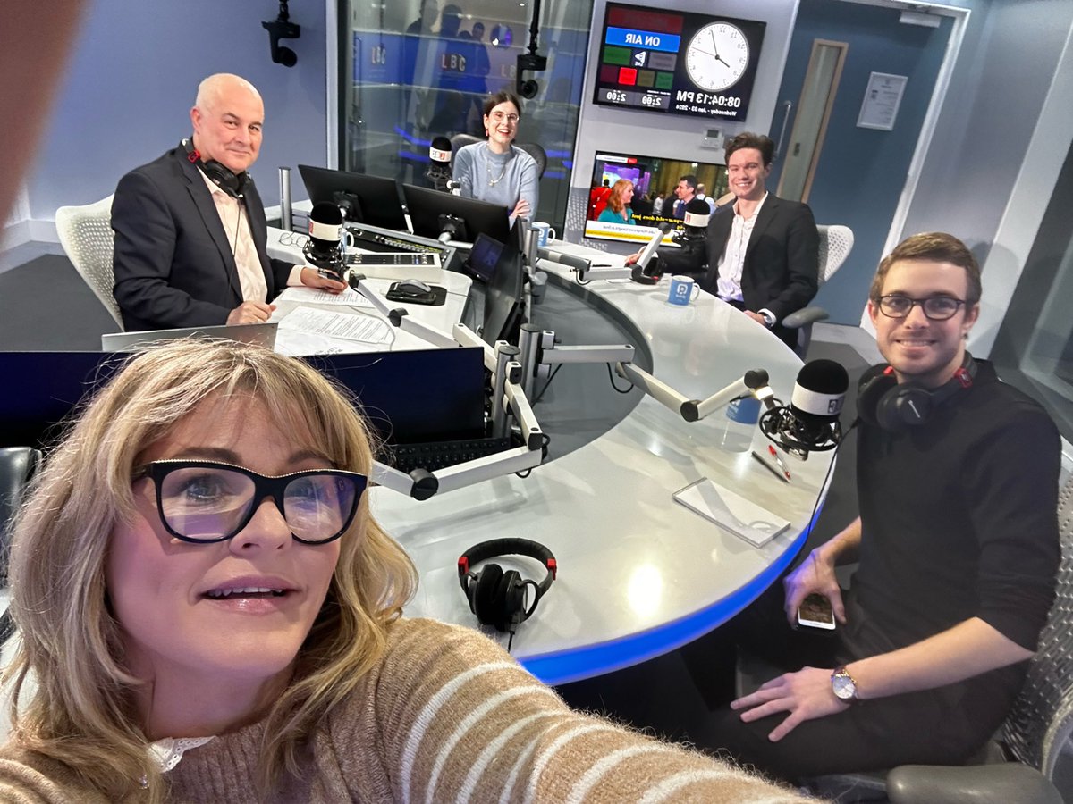 StraightTie's tweet photo. Great to be back on with @IainDale for #crossquestions and a great panel of @tom_belger @SamFowles and @PMArslanagic https://t.co/LBcAA224X4