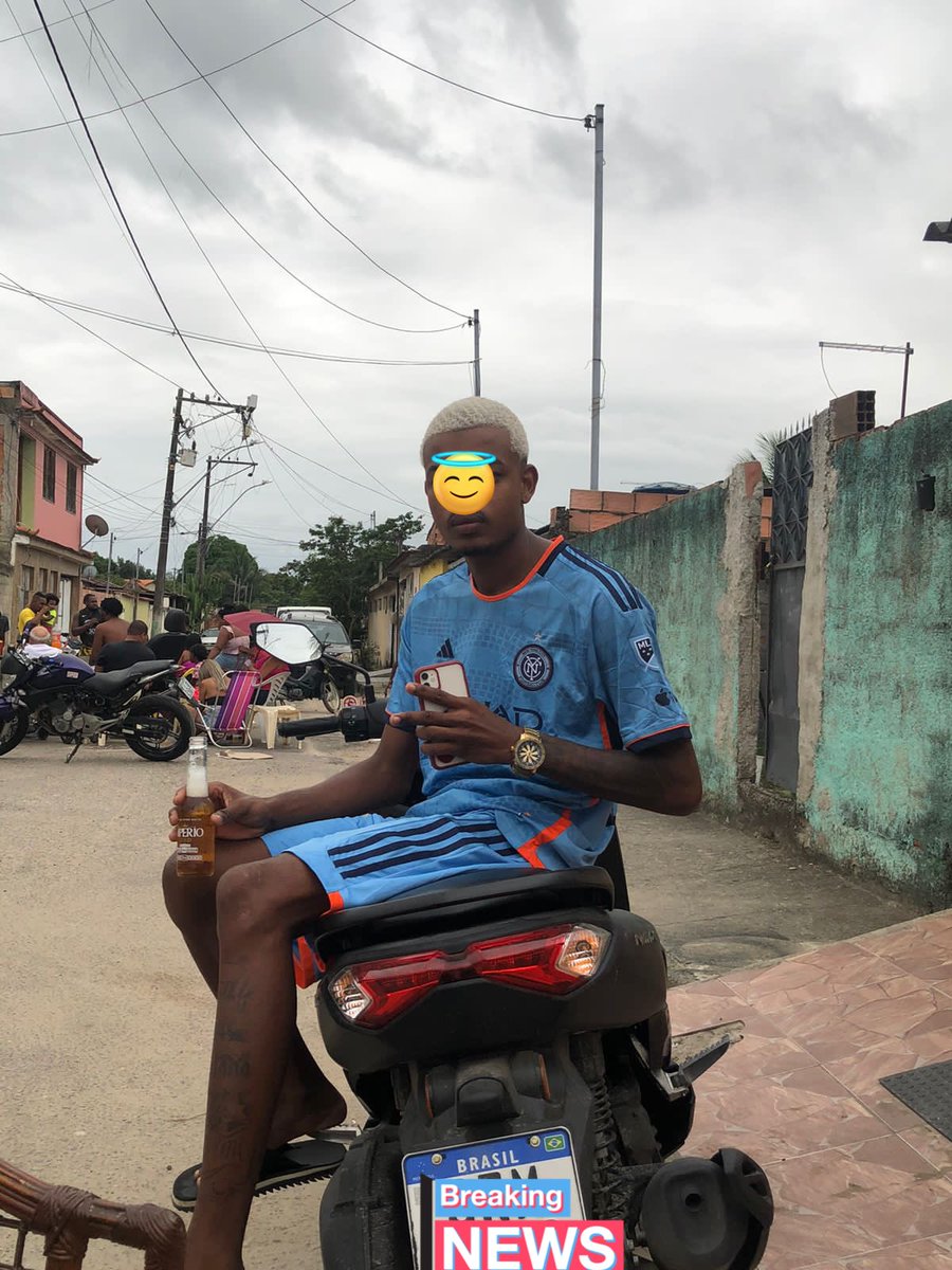 🤴🏾