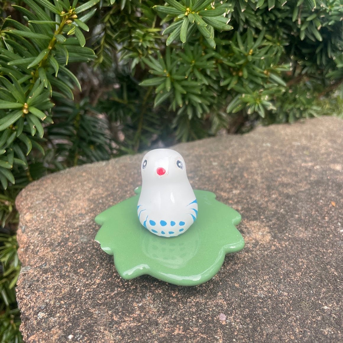 hargerhoweadv's tweet photo. Wednesday's Guide Bird is... Honesty!
“I hope I shall possess firmness and virtue enough to maintain what I consider the most enviable of all titles, the character of an honest man.” - George Washington
#honesty #mindfulness #guidebirds https://t.co/rXOKN87WPv