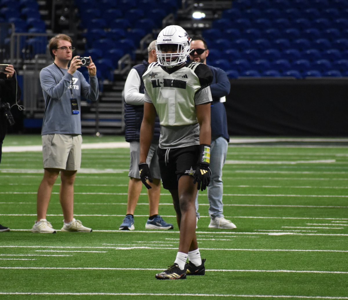 CJ Vogel (@cjvogel_otf) on Twitter photo Future #Texas WR Ryan Wingo (<a href="/_Ryanwingo1/">Ryan Wingo</a>) was open all day at day two of All American Bowl practice.
Wingo told me afterwards his goal when he arrives in Austin as an early enrollee is to go straight to work. Future #Texas WR Ryan Wingo (<a href="/_Ryanwingo1/">Ryan Wingo</a>) was open all day at day two of All American Bowl practice.
Wingo told me afterwards his goal when he arrives in Austin as an early enrollee is to go straight to work.