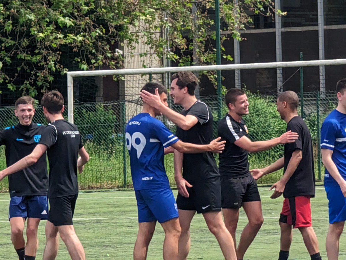 ASPFofficiel's tweet photo. 3. 

Pour la 4ème édition de la #RevoleCup, le 13 mai 2023, l'ASPF terminera 🥉 

Un sacré souvenir avec les copains du @HBerlinpimpin et des @redsocks_69 notamment ♥️
Vive les tournois. https://t.co/bADQcWO4vO