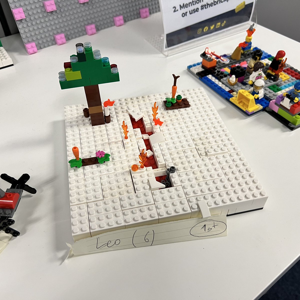 thebrickpeople_'s tweet photo. WEEK 6: the final week of our build challenge is complete. Congratulations to the 1st place and joint 2nd place winners for “anything goes”. We have reached out via email! Congratulations to the winners. #lego #buildcompetition #brickpopupshop https://t.co/eYQzpFyg7L