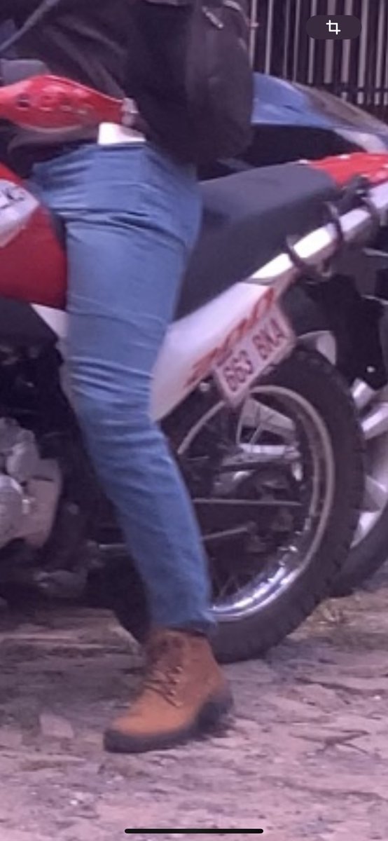 AnitaMiltos's tweet photo. Dude en alzar porque se que podría volver y perjudicarme a mi . 
Pero al menos para que le dé vergüenza y se ponga a laburar honradamente y no perjudicar a otros 
@hectordalegre @ABCDigital @TelefuturoInfo 

RT para que lo agarren por badulaque 
SEGUIMOS A NUESTRA SUERTE !! https://t.co/q5bY09pXDR