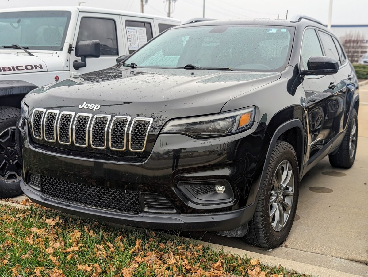 McCarthySubaru's tweet photo. We have a few preowned Jeeps in stock at McCarthy Subaru in Lawrence. Browse our inventory! 👉 https://t.co/6I0TzzgSeL #Subaru #Lawrence #Jeep #Kansas #KS #PreownedJeeps #McCarthySubaru #LawrenceKS #JeepInventory #UsedCars #CarDealership #SubaruDealership #CarInventory https://t.co/XWgCgkYVvn