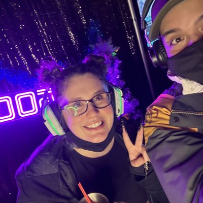 LauraWygant's tweet photo. #NewProfilePic I haven’t changed my pic in 3 years it’ll be another 3 years until I do it again 😅 https://t.co/3rYVIkE3HN