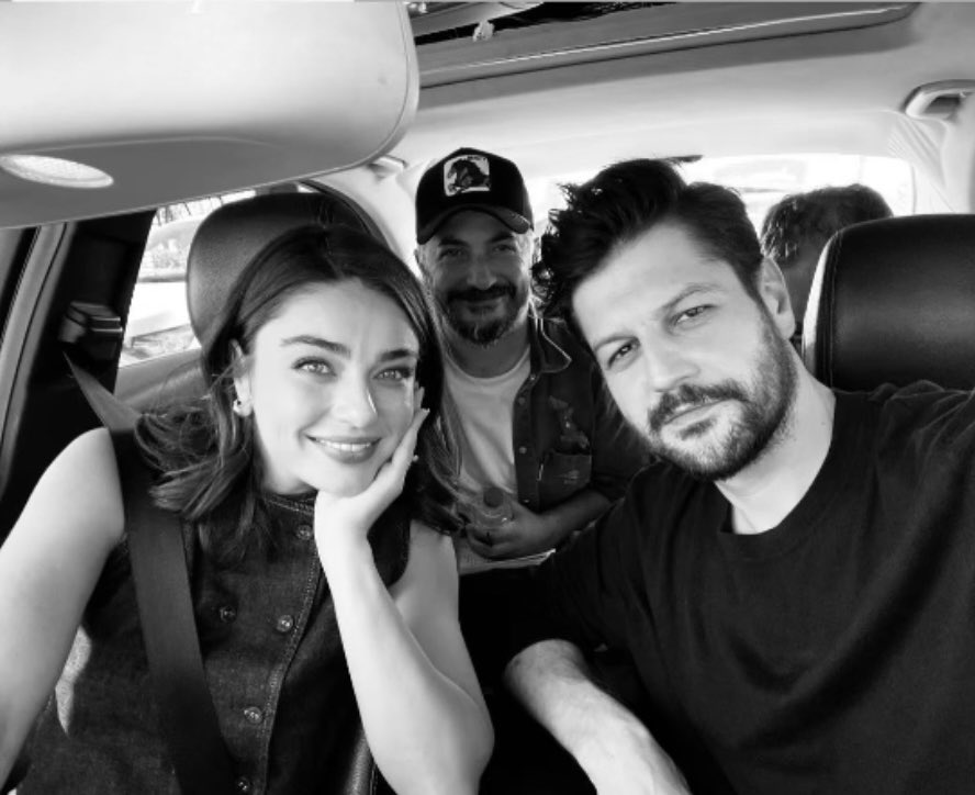 Yoksa Filmimizin Vizyon Tarihi mi Belli Olmuş 💃🏽💃🏽💃🏽

22 Mart 2024

Geri Sayım Başlasın O Zaman 🥰⏳

#AyçaAyşinTuran #SerhatTeoman #SevmekYüzünden