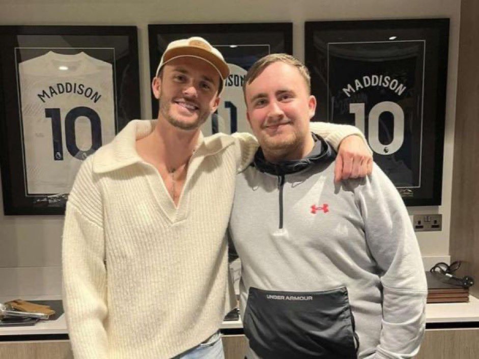 The moment Luke Littler lost the trophy 💔