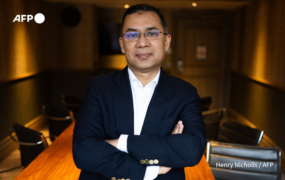 AFP's tweet photo. Exiled opposition leader condemns 'sham' Bangladesh election.

Tarique Rahman - heir to one of the country's two main political dynasties - defends his party's boycott of the upcoming elections in an exclusive interview with @AFP

https://t.co/ETyNPyYvms https://t.co/HIZ1832wIy