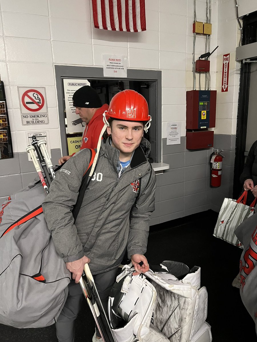 Big Win on the road for the boys! 1-0 against Arlington! Jake Jarrell with the lone goal with less than a minute left on the clock in the 3rd.  Nick Ritchie played lights out, earning him the hard hat for the game! #rollpope