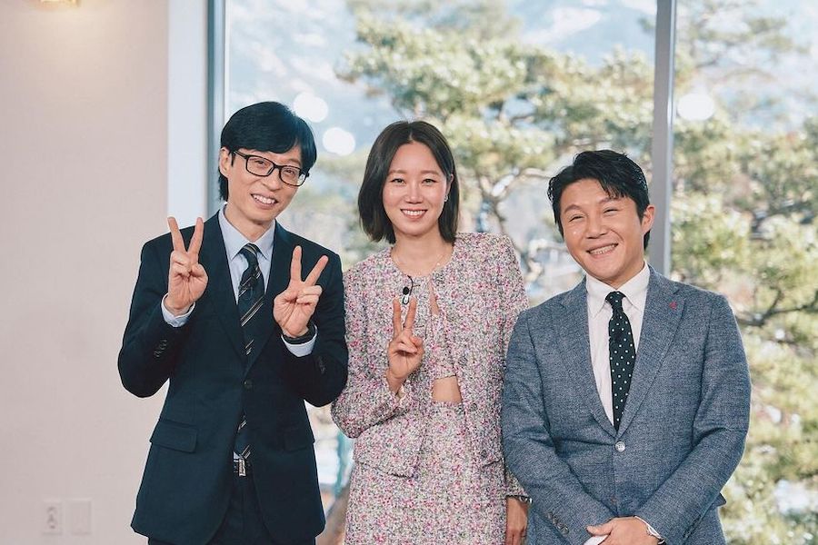 soompi's tweet photo. #GongHyoJin Talks About Her Newlywed Life With #KevinOh, How They Became Close, And More On "#YouQuizOnTheBlock"
https://t.co/NtqIquvuTl https://t.co/uGUDhvj7Fi