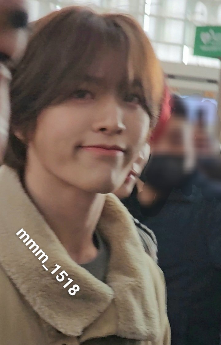 240104 인천공항 트레저 출국 

화니 예뻐 🤗

#TREASURE #트레저 #소정환 #정환