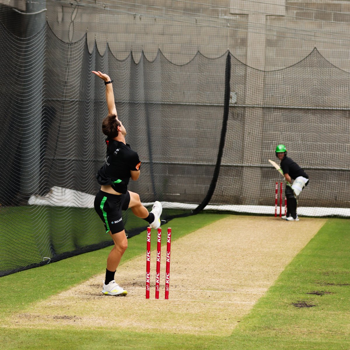 Training days at the 'G 🏟️

Getting set for Saturday.  

🎟️ strs.co/Jan6 

#BBL13 | #SeeYouAtTheG