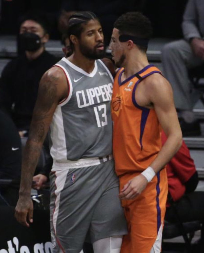 FeelLikeDrew's tweet photo. Devin Booker at halftime:
7 points, 4 turnovers, (-21)

Paul George at halftime:
21 points, 4 rebs, 2 stls, 67% FG, 60% 3P, 90.2% TS, (+21)

Clippers up 19. https://t.co/a2xCOEhKXA