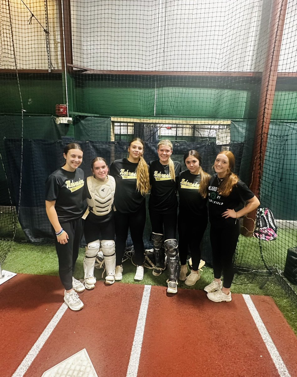 First official hitting practice and bullpen with this NE Gold 16U crew for the season! These pitchers and catchers stayed around to put in the work after hitting. Excited to see what they can do. #workersalwayswin