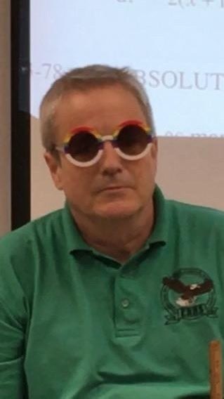 mirsndq's tweet photo. i want it to end. i want it to end. i want it to end. BRO I AM NOT READY TO GO BACK TO SCHOOL im so glad im out of AP calc tho😭🙏 BLESSS UPP https://t.co/OtemjNeDHg
