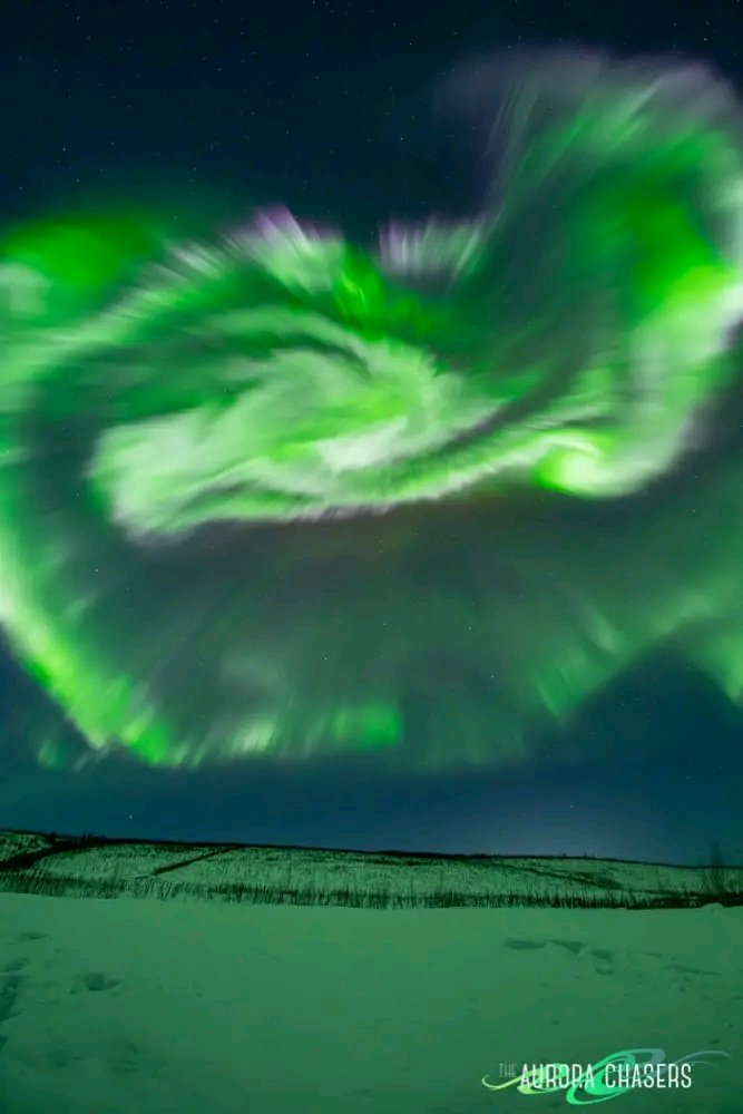 Iam_SundayCino's tweet photo. One of the beauties of Alaska. Cold is preventing me from experiencing this @Ijesha_canadian
#Auroranight
#Fairbanks https://t.co/pR81yzrEoA
